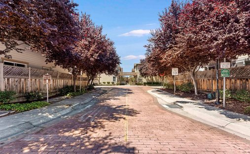 House in Hayward, California, United States 1