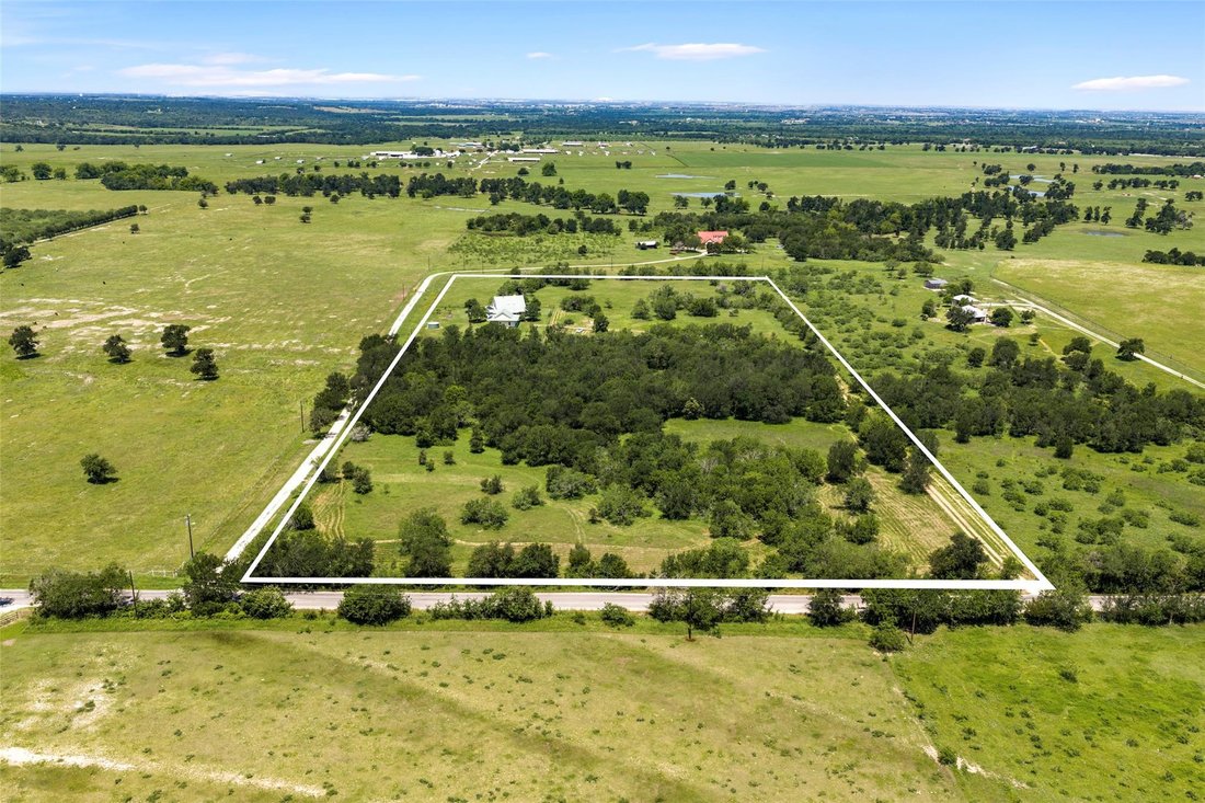 House in Elgin, Texas, United States 1 - 18446673