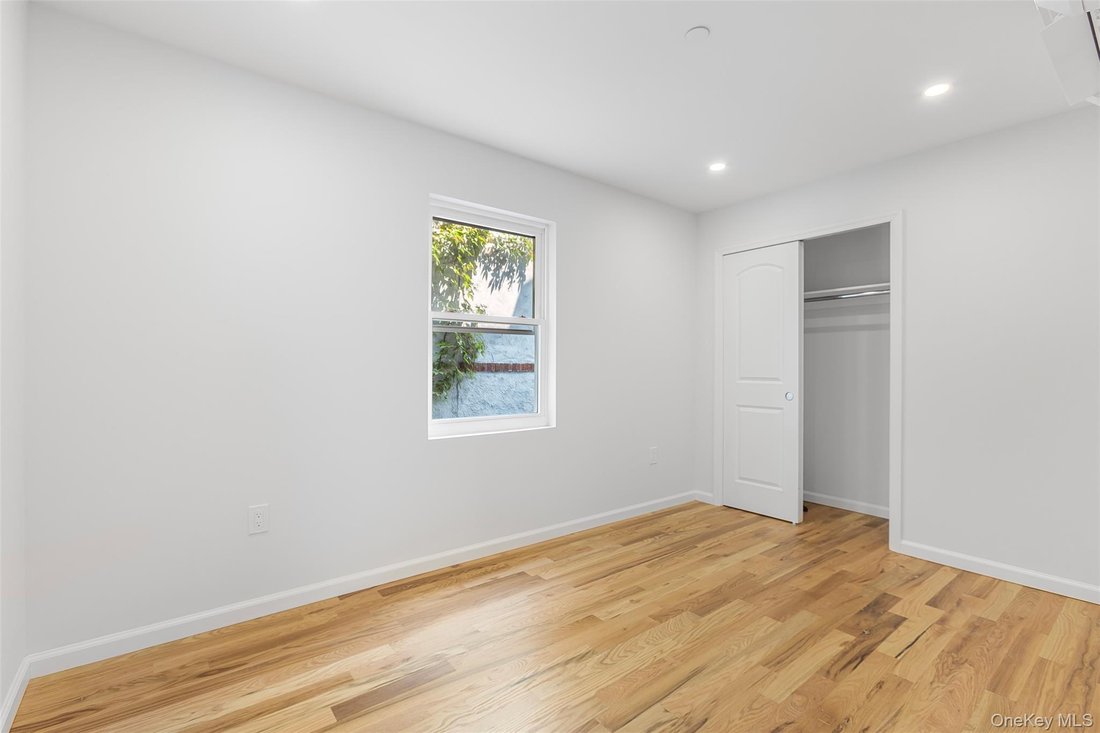 Apartment in New York, New York, United States 5 - 18450049