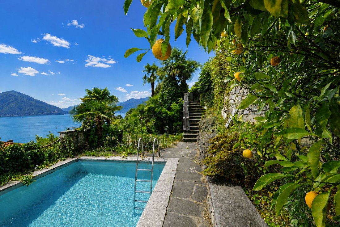 Villa a Ascona, Ticino, Svizzera 1 - 18446236