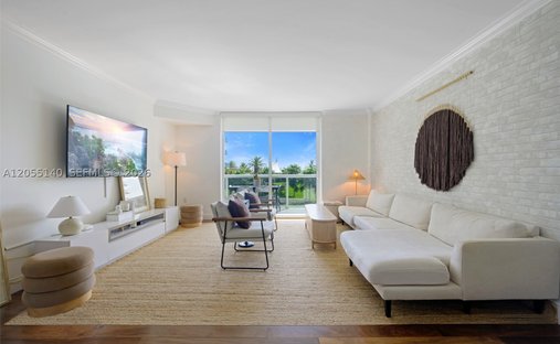 Condo in Bal Harbour, Florida, United States 1