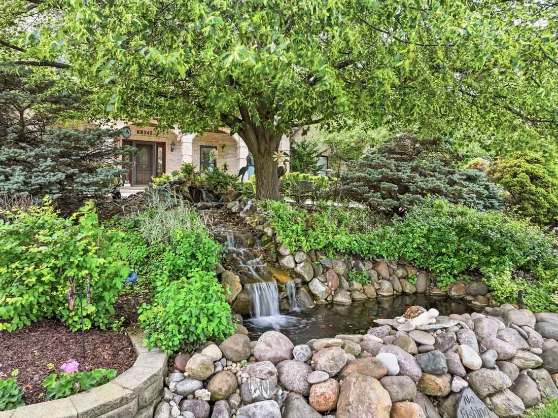 House in Bloomingdale, Illinois, United States 2 - 18447120