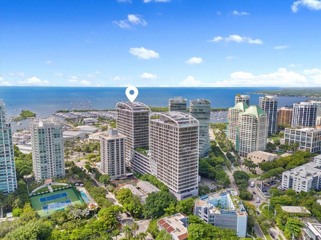 Condo in Miami, Florida, United States 1 - 18451263