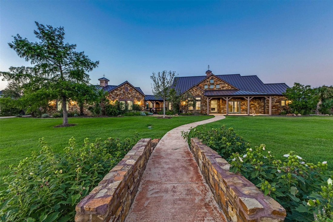 House in Lantana, Texas, United States 1 - 18452275