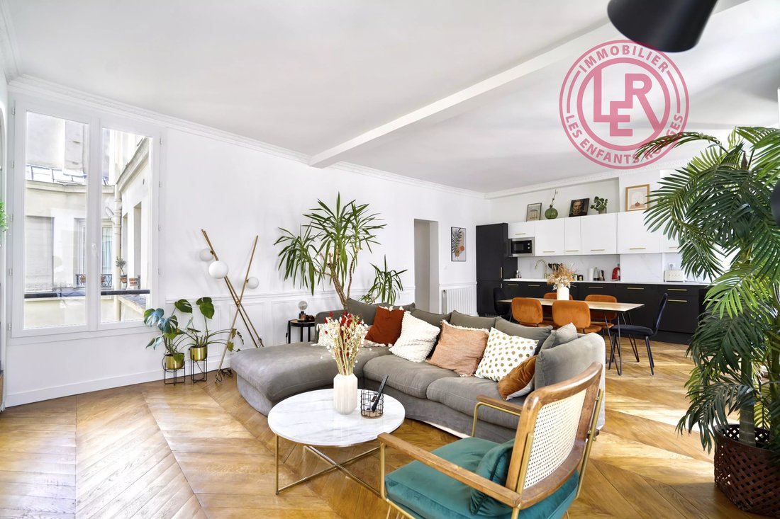 Apartment in Arts et Métiers, Paris 3e Arrondissement, Paris 3 - 18448223