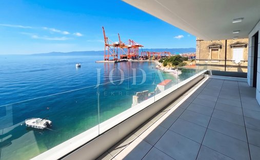 Apartment in Mjesni odbor Pecine, Grad Rijeka, Primorje-Gorski Kotar County 1