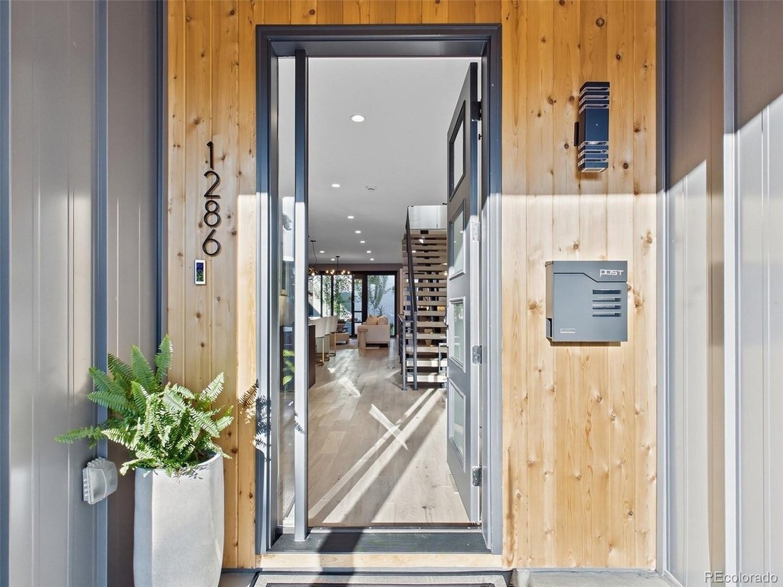 Townhouse in Denver, Colorado, United States 2 - 18446021