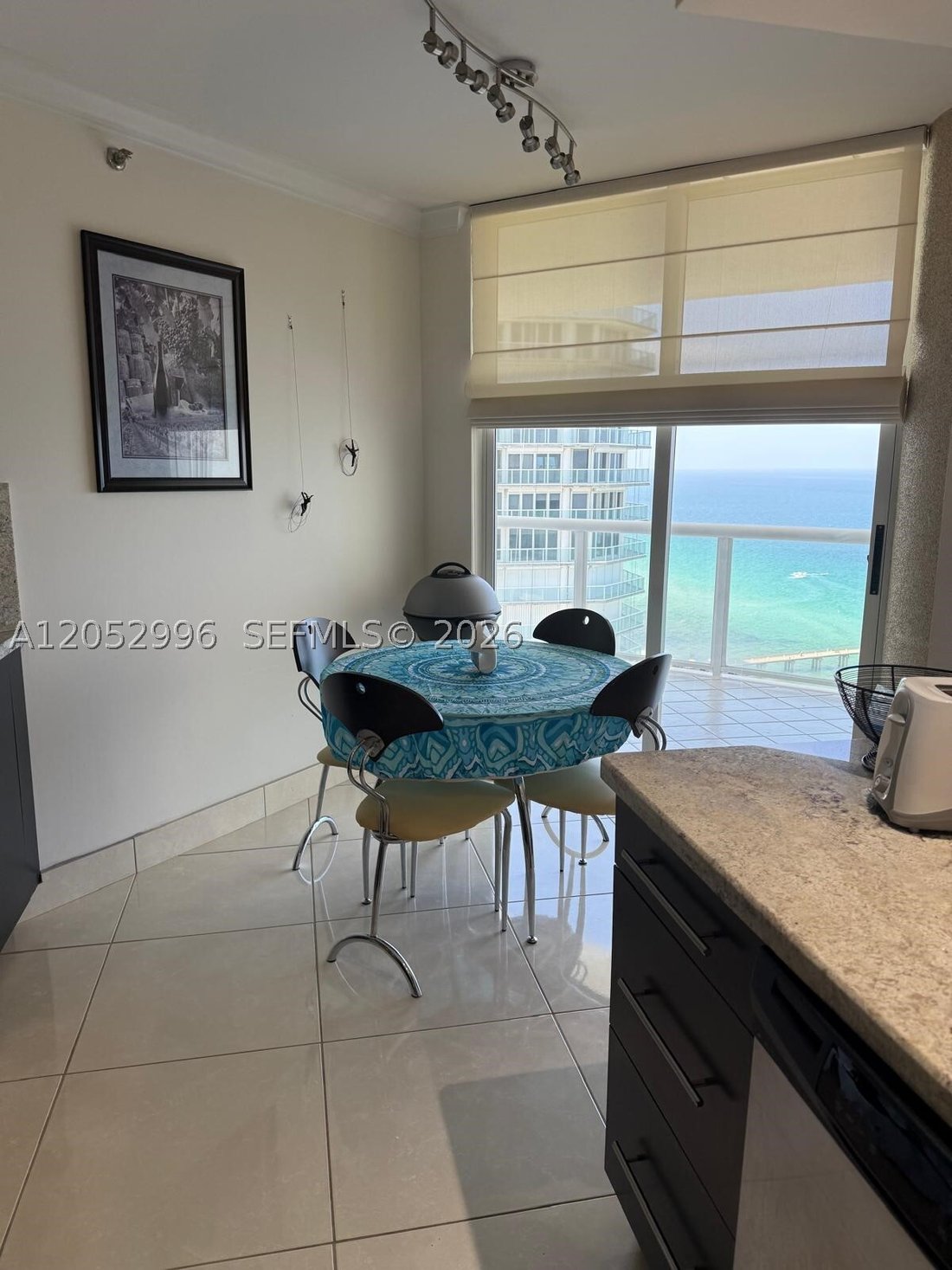 Condo in Golden Beach, Florida, United States 5 - 18423091