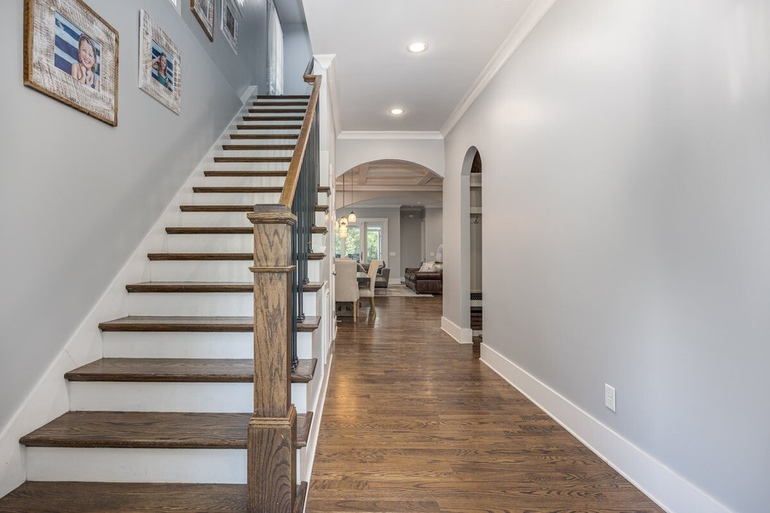 Co Op in Nashville, Tennessee, United States 5 - 18443154
