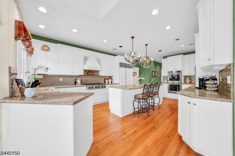 House in Franklin Lakes, New Jersey, United States 5 - 18447334