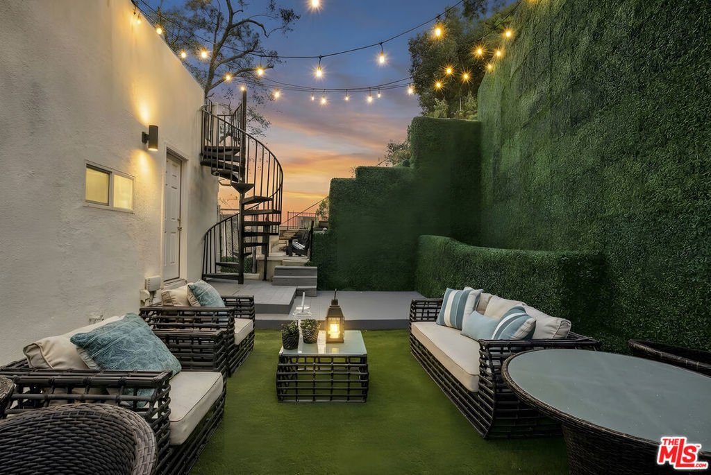House in Los Angeles, California, United States 5 - 18449878