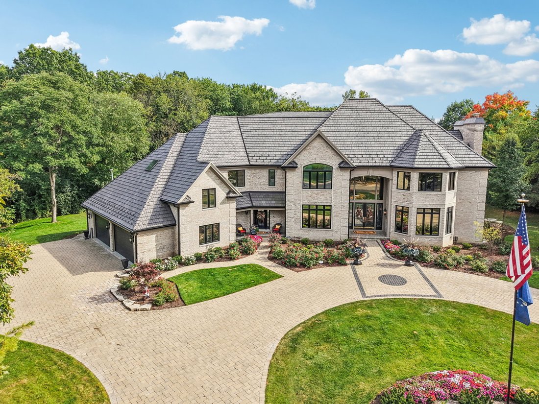 House in St. Charles, Illinois, United States 2 - 18447111