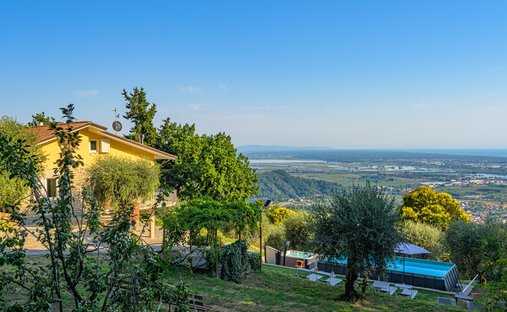 Maison à Massarosa, Toscane, Italie 1