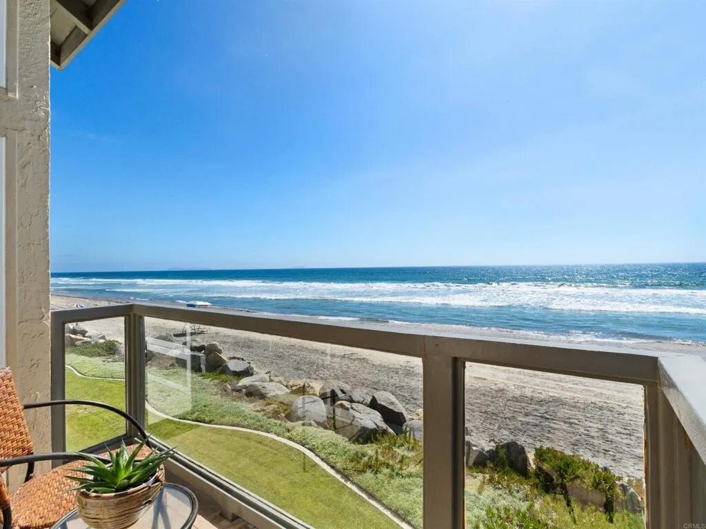 Condo in Imperial Beach, California, United States 2 - 18446600