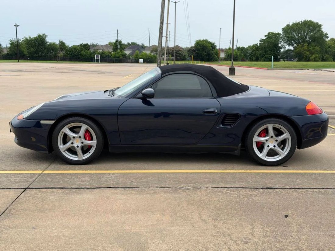 Cabriolet in Houston, TX, United States 2 - 18448120