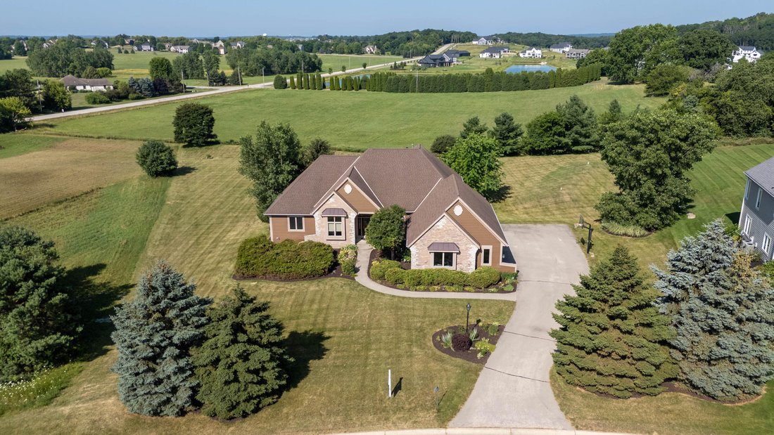 House in Merton, Wisconsin, United States 3 - 18447201