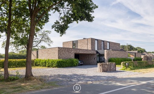 Villa a Beringen, Fiandre, Belgio 1
