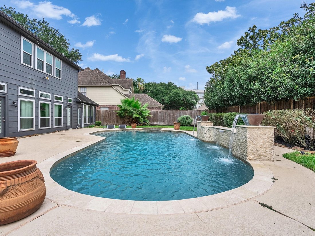 House in Houston, Texas, United States 5 - 18451196