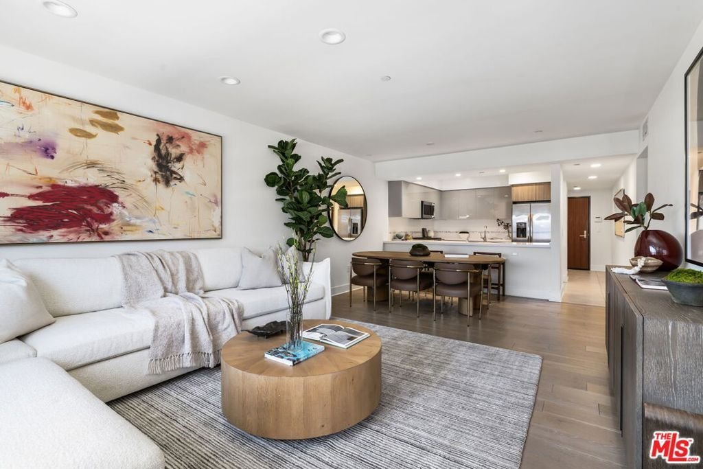 Condo in Los Angeles, California, United States 1 - 18449817