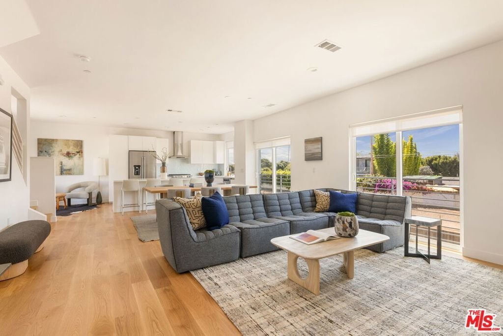 House in Los Angeles, California, United States 4 - 18449888