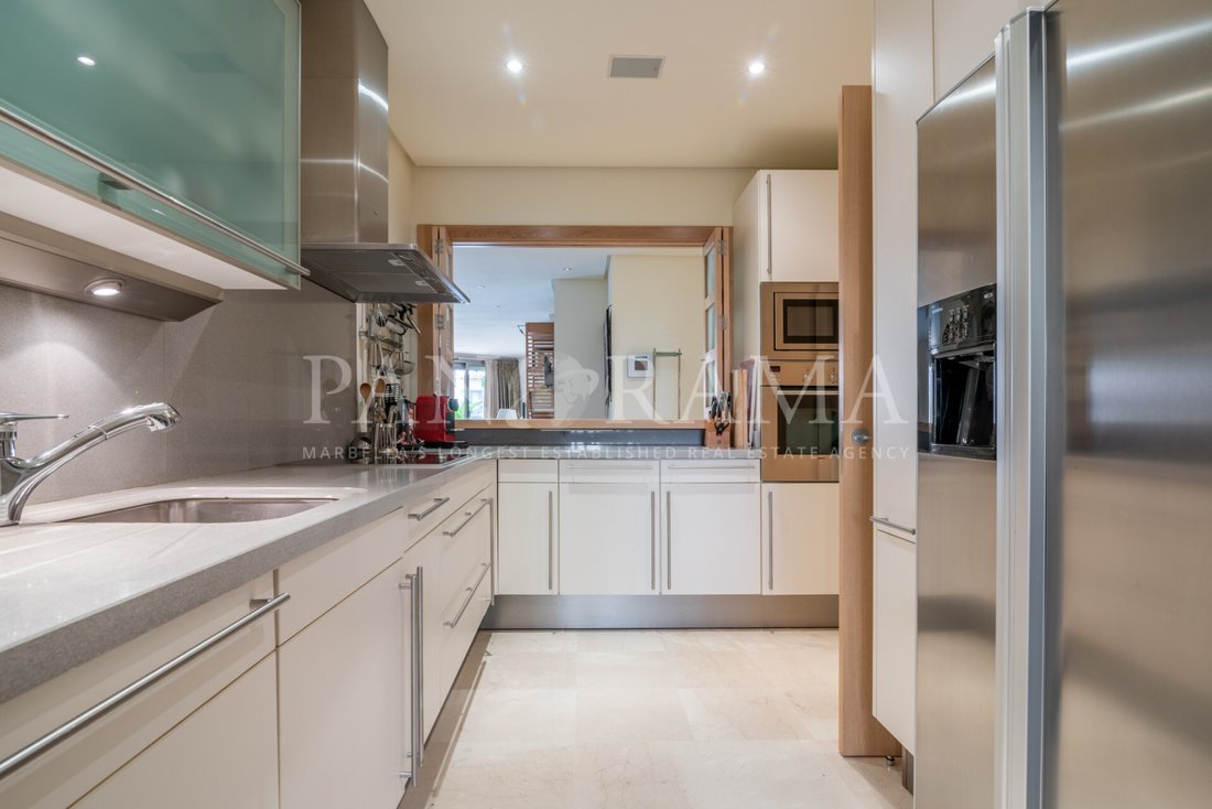Apartment in Sierra Blanca, Marbella, Spain 4 - 18447298