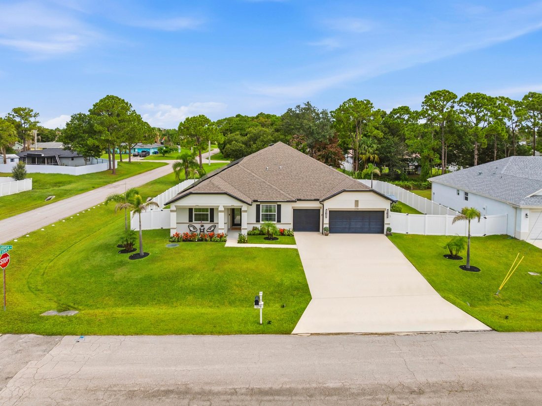 House in Port St. Lucie, Florida, United States 2 - 18450311