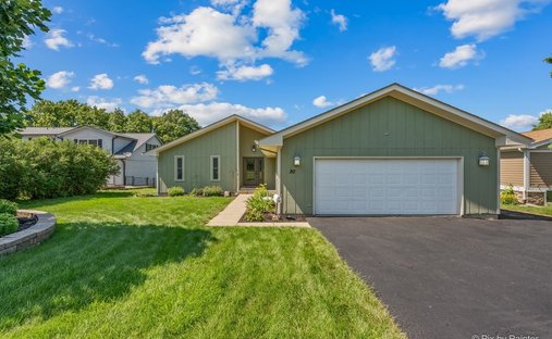 House in Lake Holiday, Illinois, United States 1