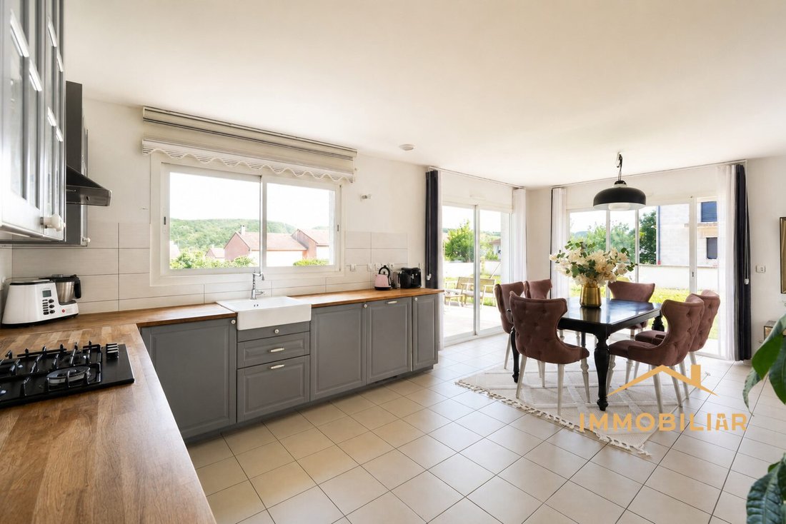 House in Bellegarde-sur-Valserine, Valserhone, France 4 - 18452450