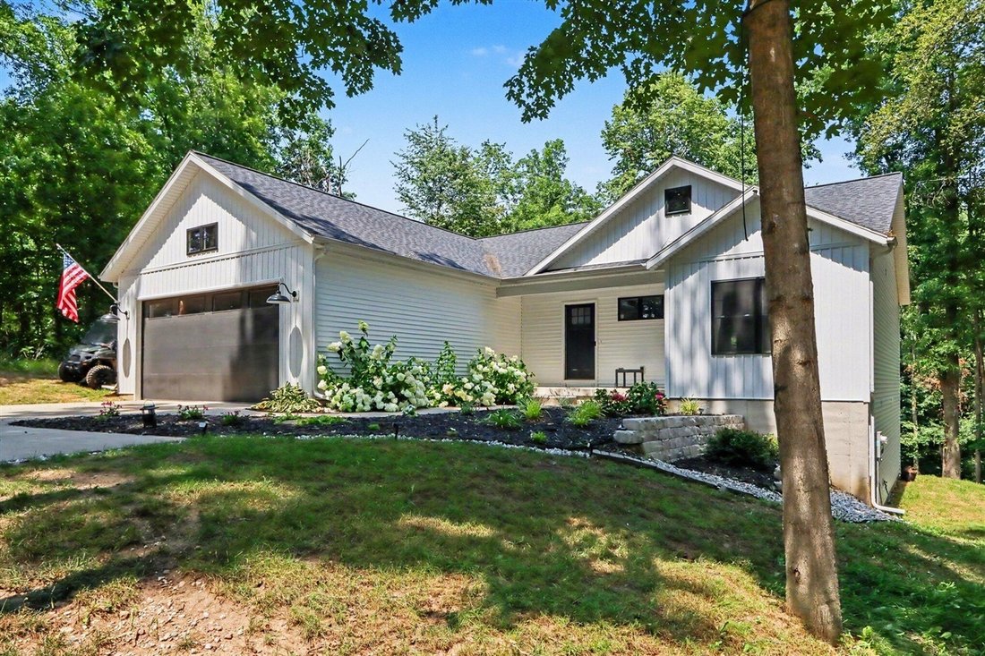 House in Allegan, Michigan, United States 1 - 18308372