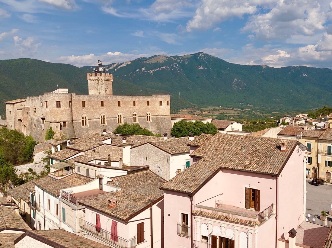 House in Capestrano, Abruzzo, Italy 3 - 18446736