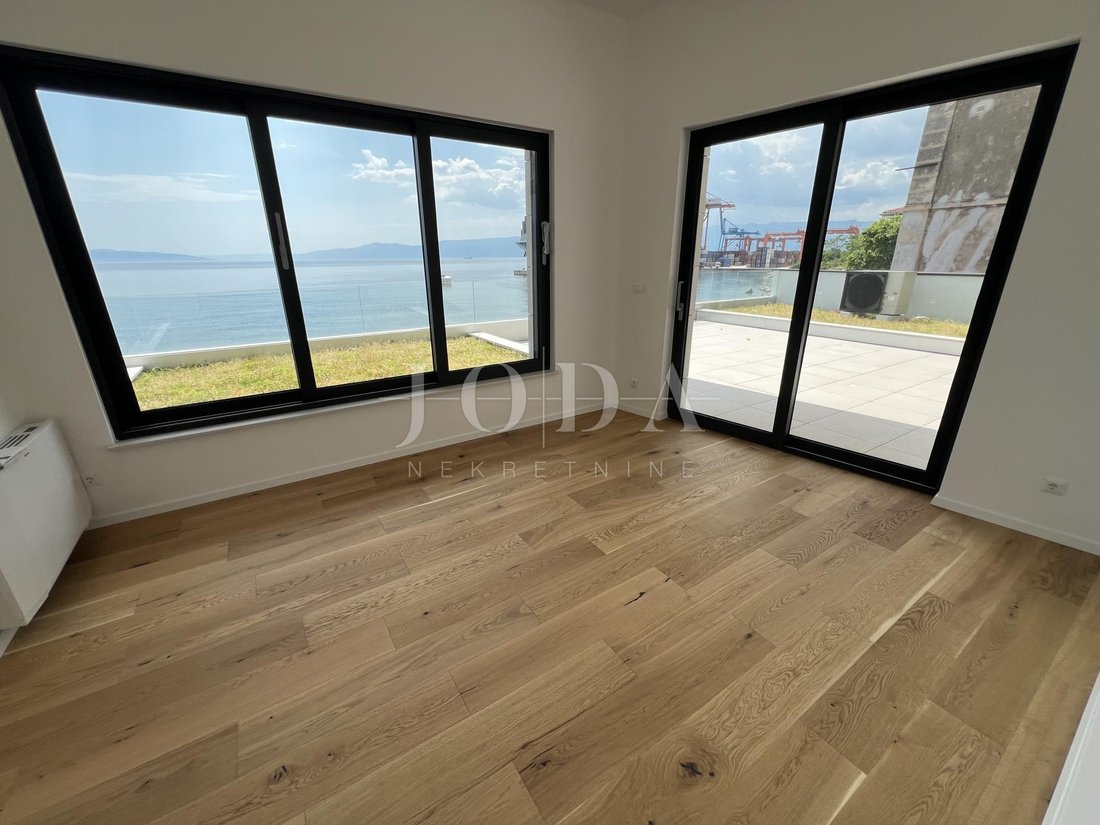 Apartment in Mjesni odbor Pecine, Grad Rijeka, Primorje-Gorski Kotar County 4 - 18451287