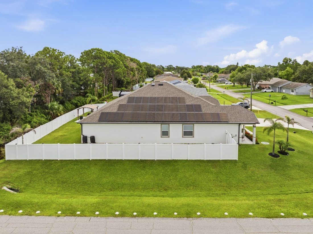 House in Port St. Lucie, Florida, United States 5 - 18450311