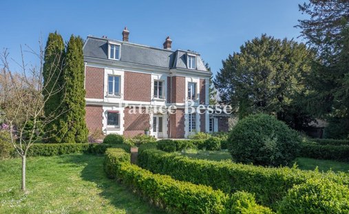House in Beauvais, Hauts-de-France, France 1