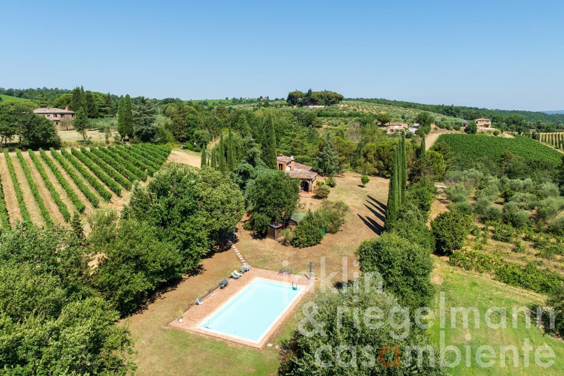 House in Sinalunga, Tuscany, Italy 2 - 18447943