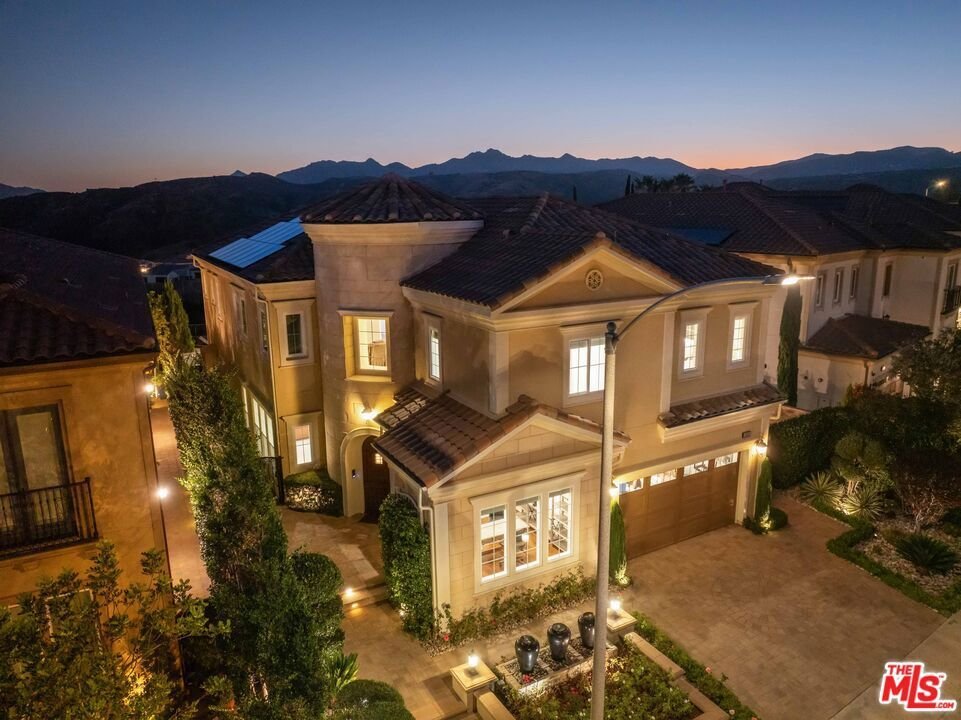 House in Los Angeles, California, United States 1 - 18449892