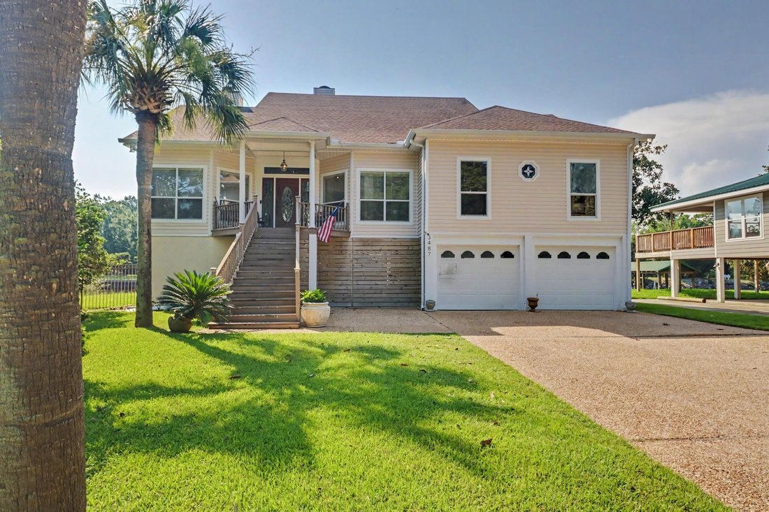 House in Biloxi, Mississippi, United States 1 - 18448618