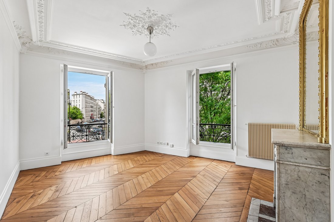 Apartment in Villiers-L. Michel, Levallois-Perret, France 2 - 18447779