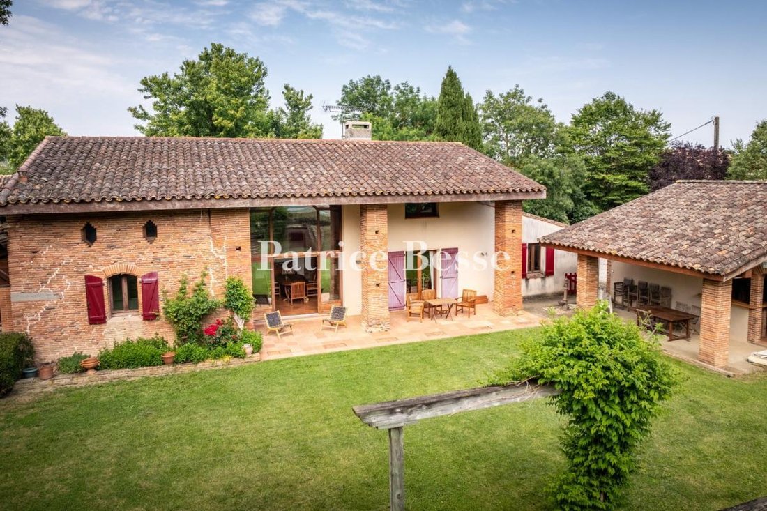 Corps de ferme à Flourens, Occitanie, France 2 - 14527592