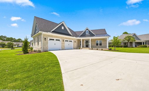 House in Bolivia, North Carolina, United States 1