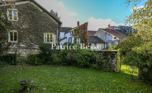 House in Marly-le-Roi, Ile-de-France, France 1