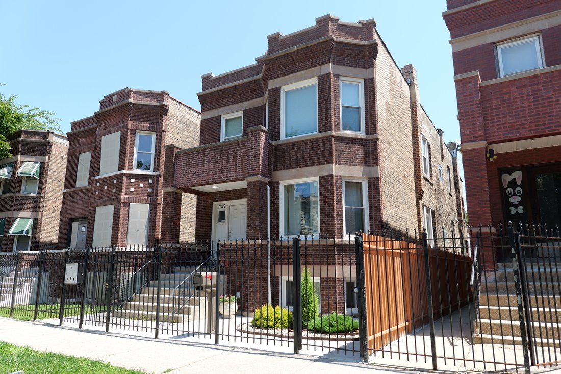 Chicago, Illinois, United States 3 - 18391673