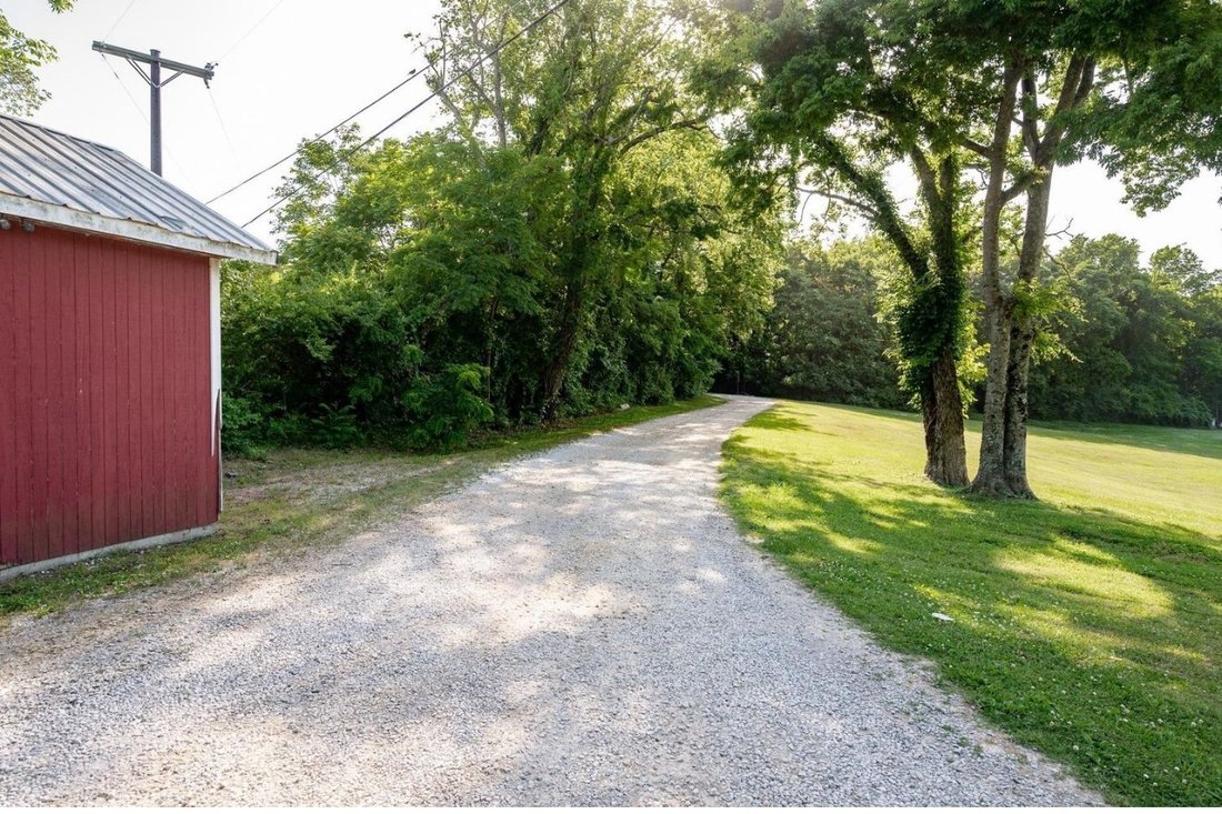 House in Nashville, Tennessee, United States 5 - 18450472