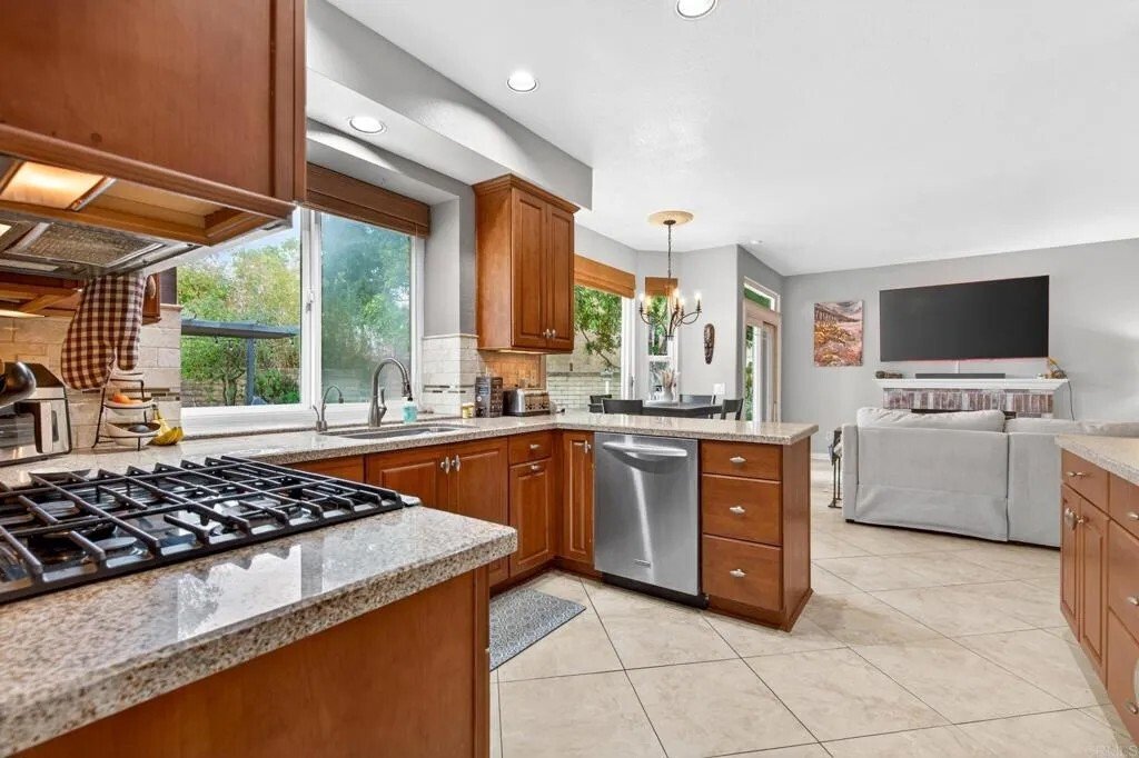 House in Oceanside, California, United States 5 - 18449741