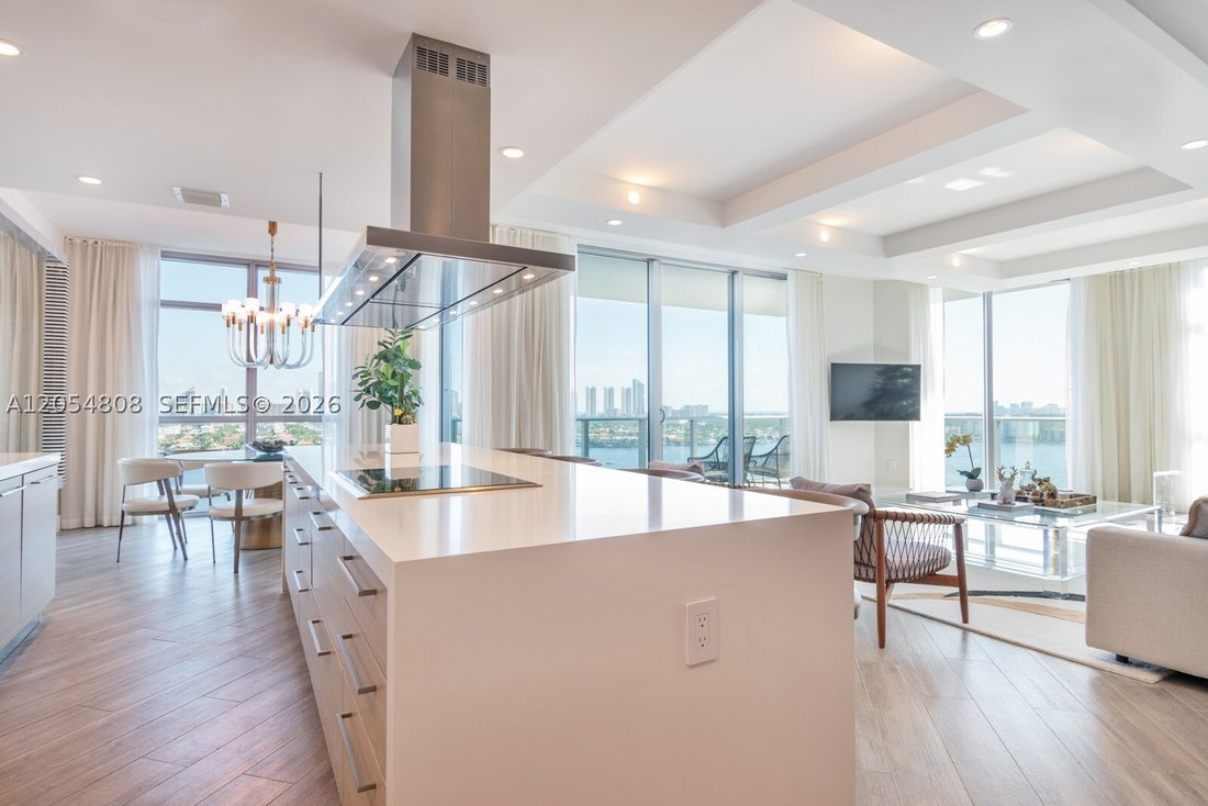 Condo in Golden Beach, Florida, United States 4 - 18449452