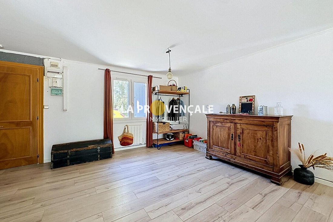 Villa in Pourrieres, Provence-Alpes-Côte d'Azur, France 3 - 18306937
