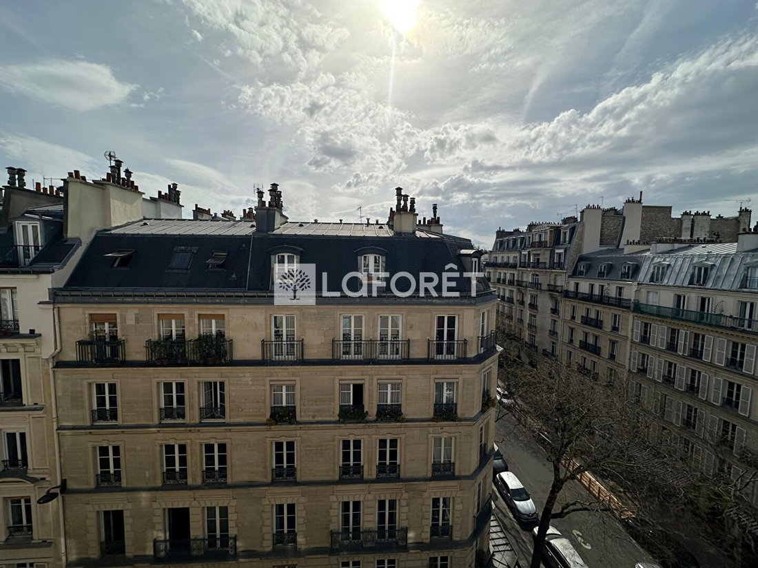 Apartment in La Fourche-Guy Môquet, Paris 17e Arrondissement, Paris 1 - 18448349