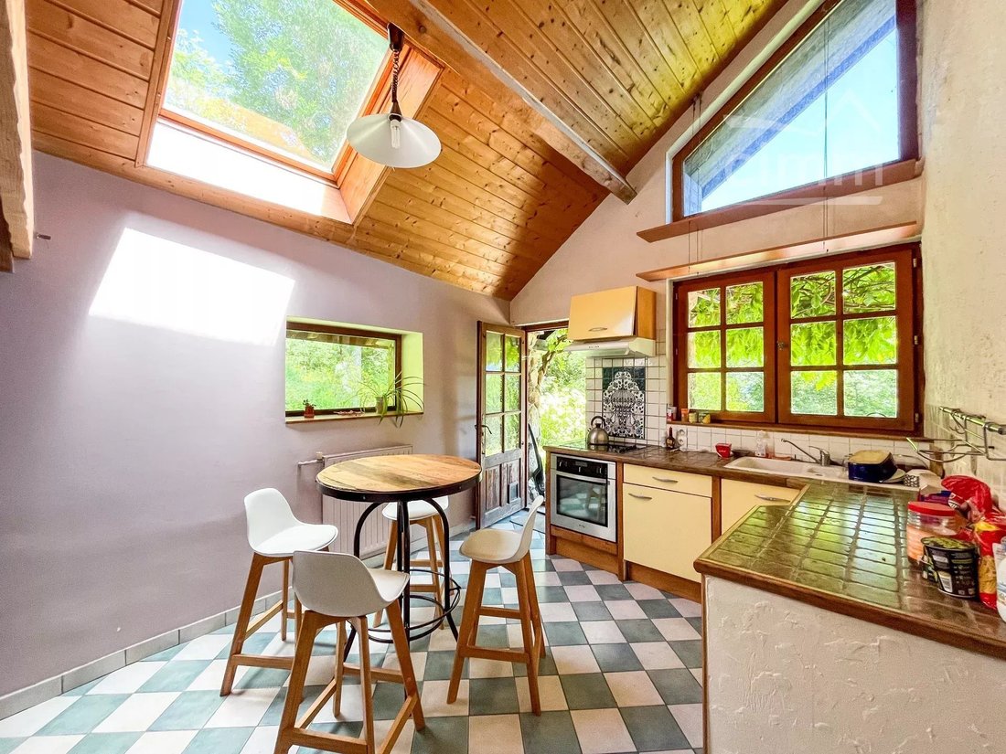 House in Saint-Pancrasse, Plateau-des-Petites-Roches, France 2 - 18448235