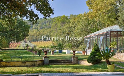 House in Centre Ville, Saint-Maximin-la-Sainte-Baume, France 1