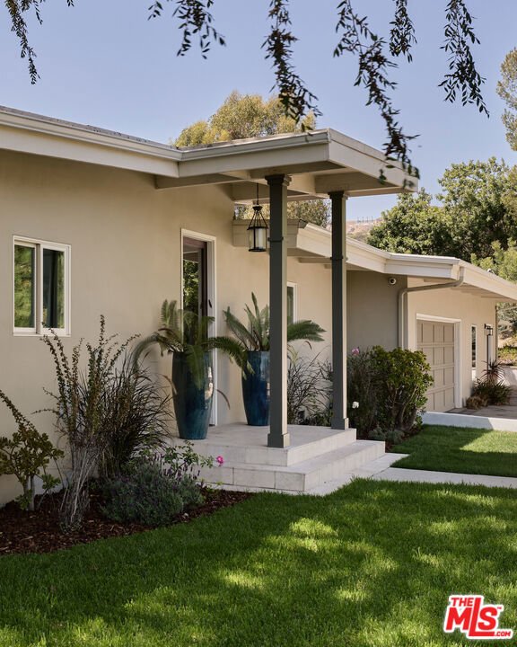 House in Los Angeles, California, United States 1 - 18449875