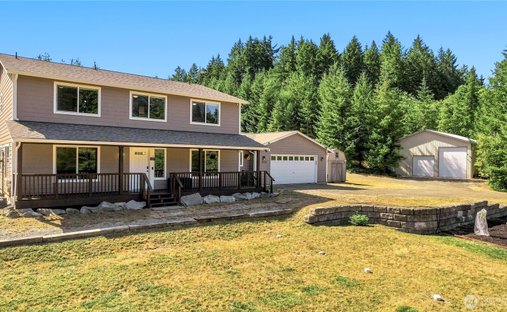 House in Port Orchard, Washington, United States 1
